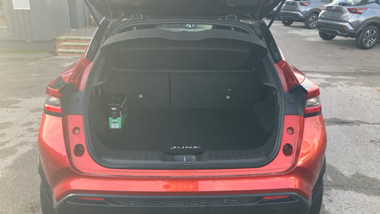 Nissan Juke 1.0 DiG-T 114 Tekna+ 5dr DCT Petrol Hatchback